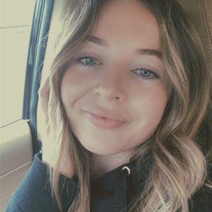 Meet your Posher, Sienna